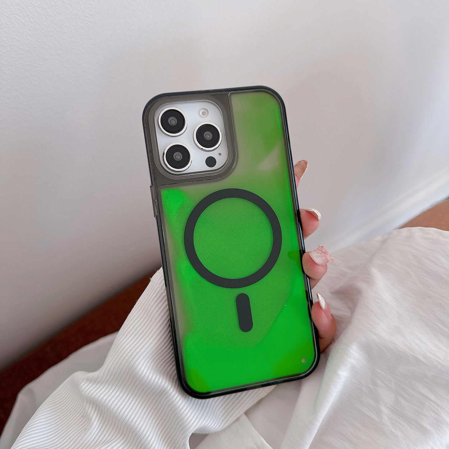 ETUI TELEPHONE AVEC EFFETS SABLES MOUVANTS