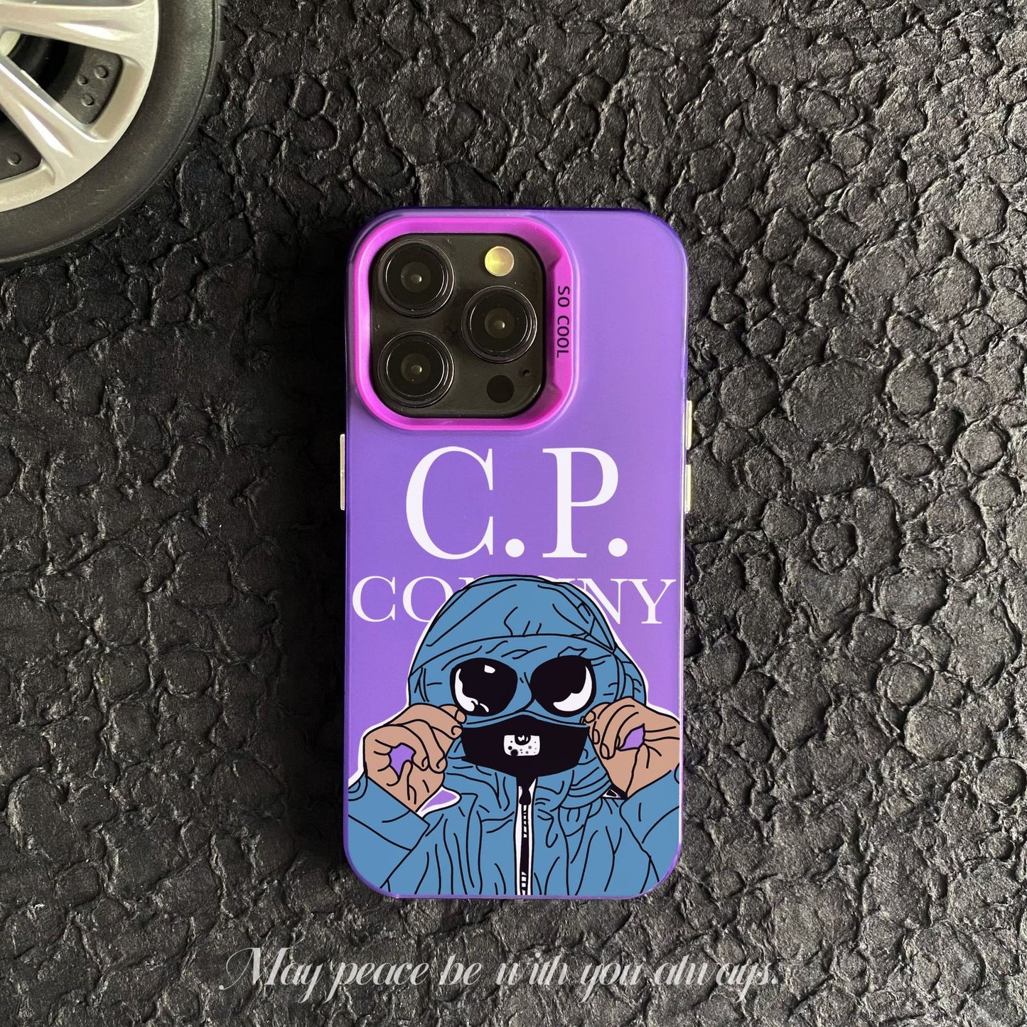 ETUI AVEC PROTECTION OPTIMALE/MATERIAU PC CONTRE LES CHOCS