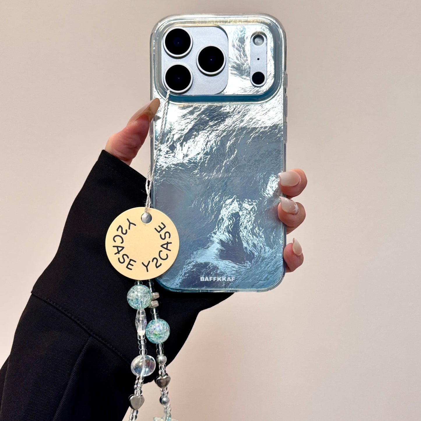 COQUE TELEPHONE IMD A MOTIF FEUILLE D'ALUMINIUM BLEUE