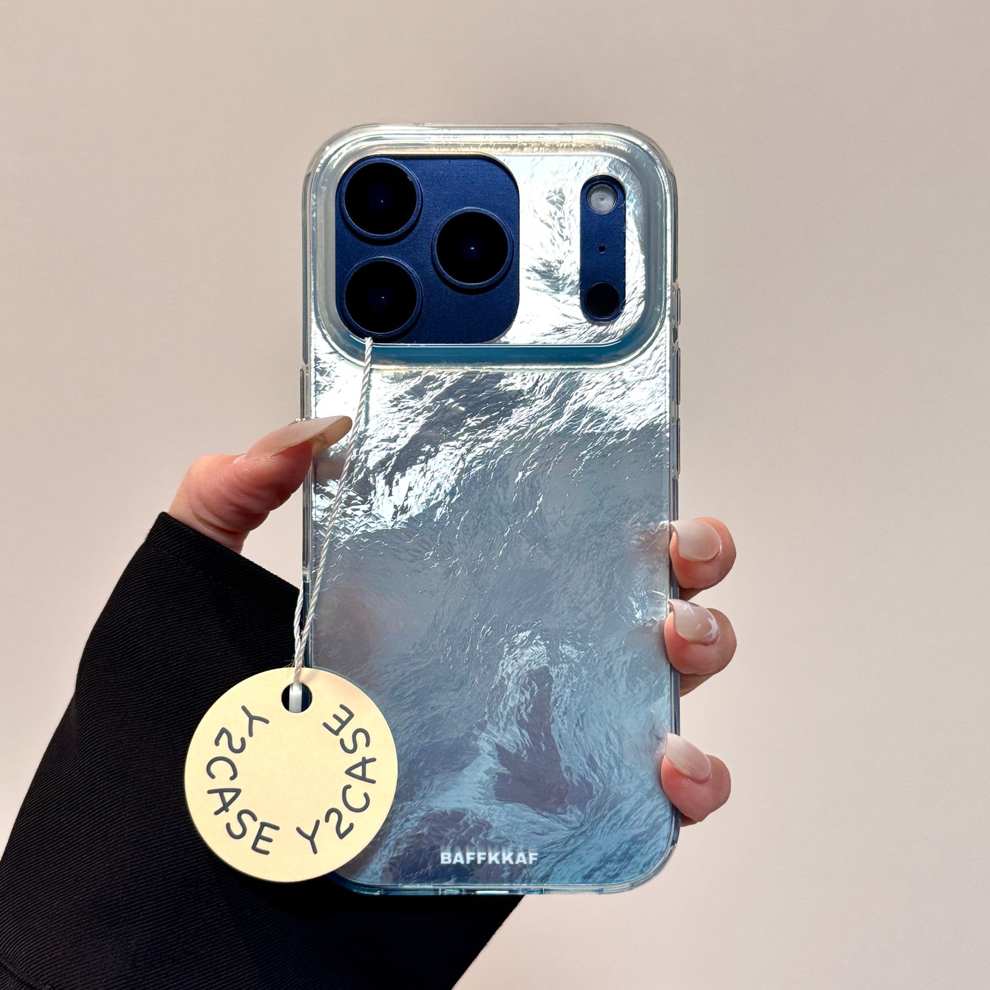 COQUE TELEPHONE IMD A MOTIF FEUILLE D'ALUMINIUM BLEUE