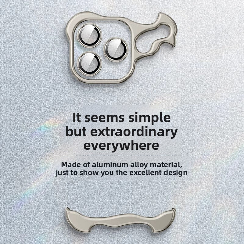 COQUE TELEPHONE ORNEE DE DETAILS METALLIQUES CREATIFS