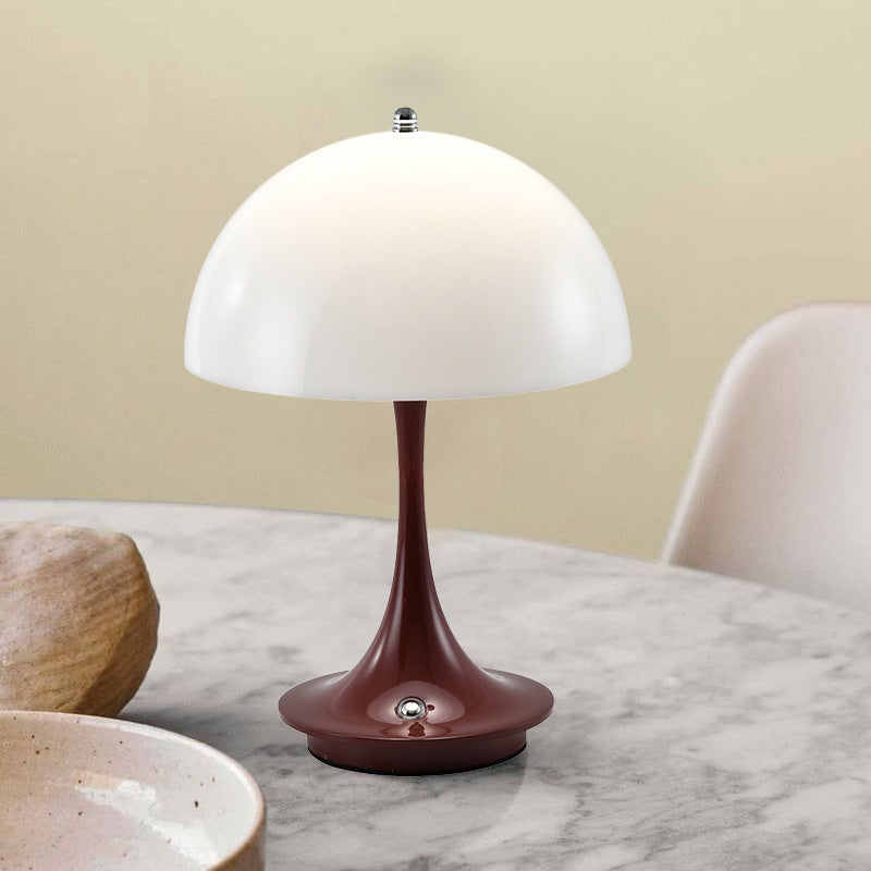 LAMPE DE TABLE RECHARGEABLE A COMMANDE TACTILE