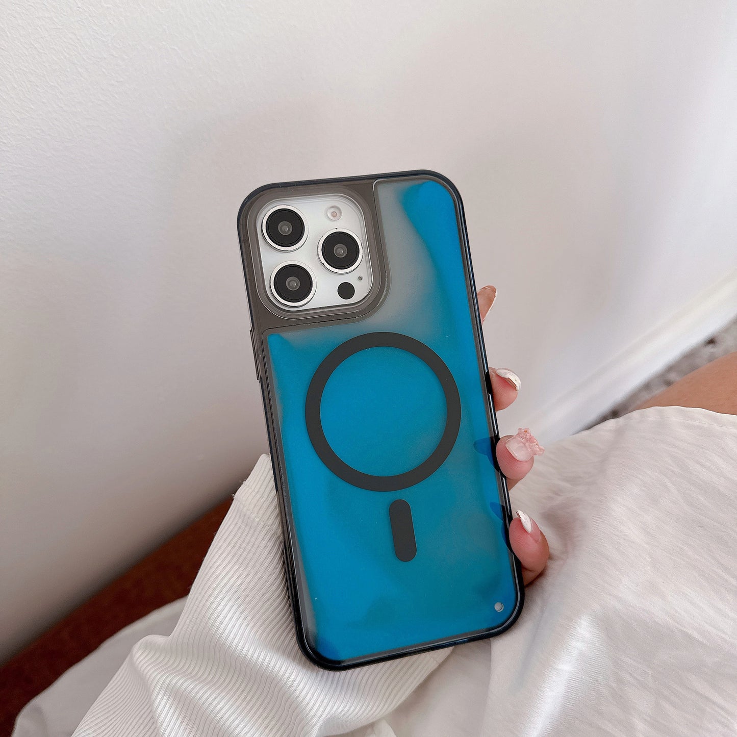 ETUI TELEPHONE AVEC EFFETS SABLES MOUVANTS