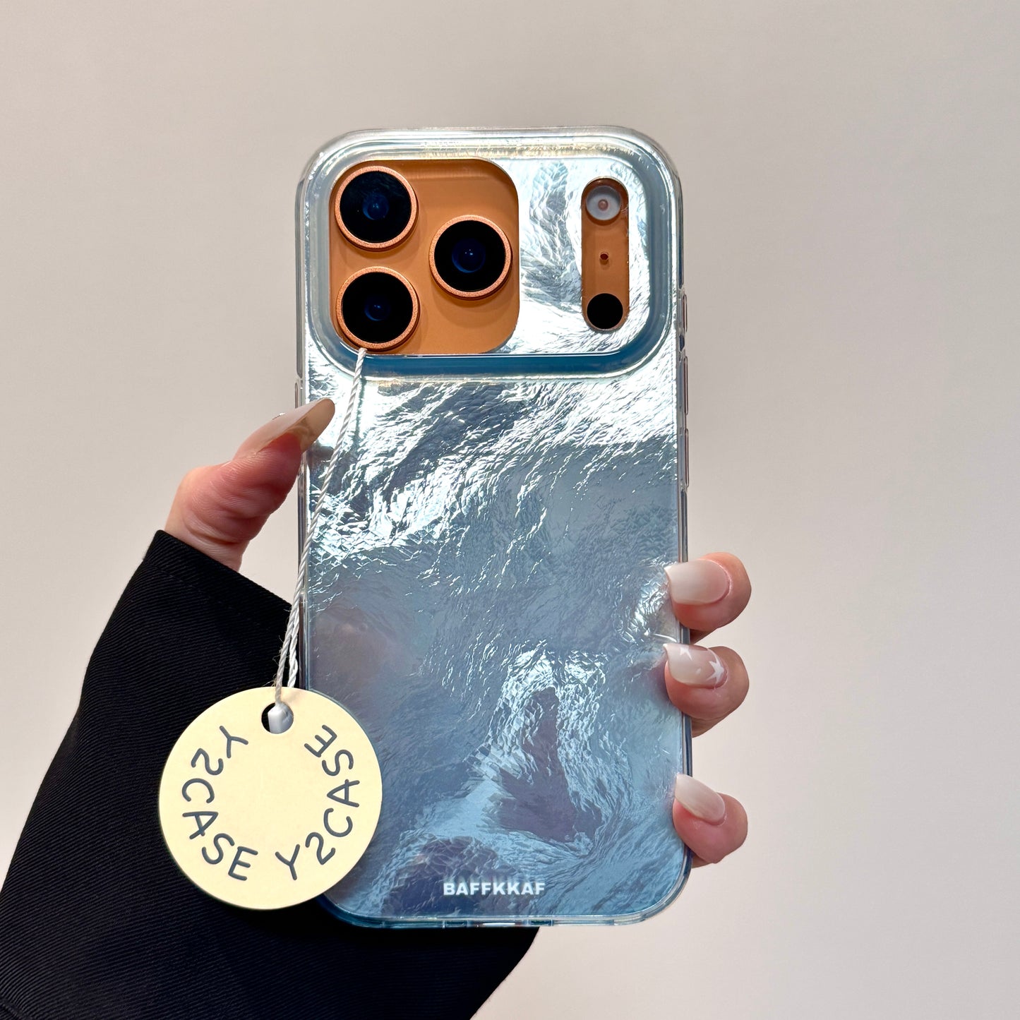 COQUE TELEPHONE IMD A MOTIF FEUILLE D'ALUMINIUM BLEUE