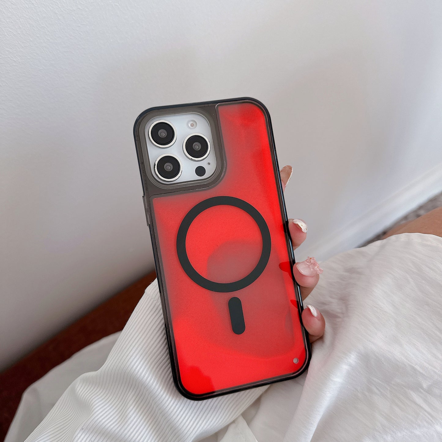 ETUI TELEPHONE AVEC EFFETS SABLES MOUVANTS