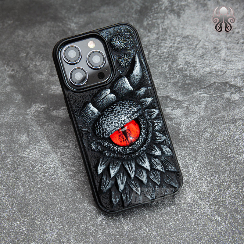 COQUE TELEPHONE AVEC MOTIF DRAGON EN RELIEF