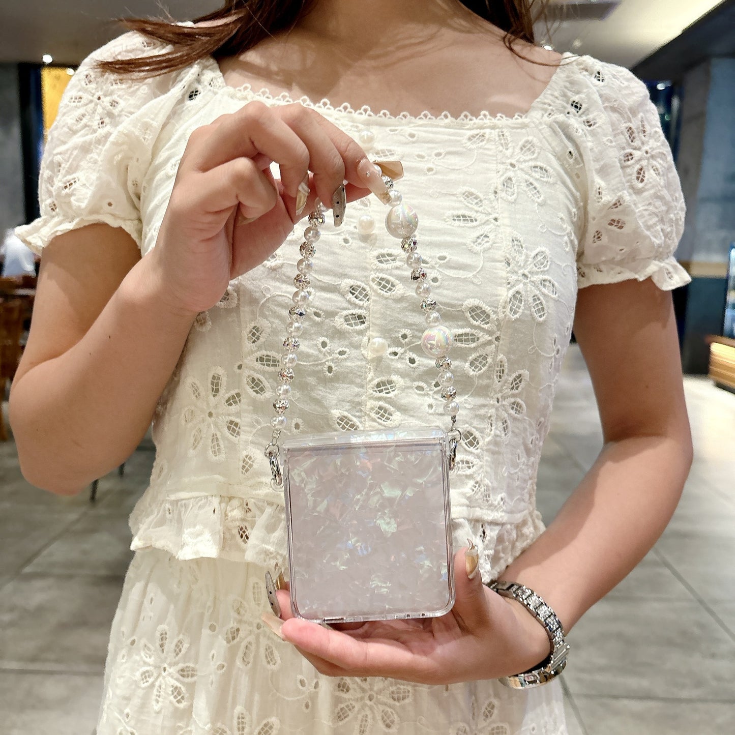 COQUE UNIE A MOTIFS COQUILLAGES POUR TELEPHONES