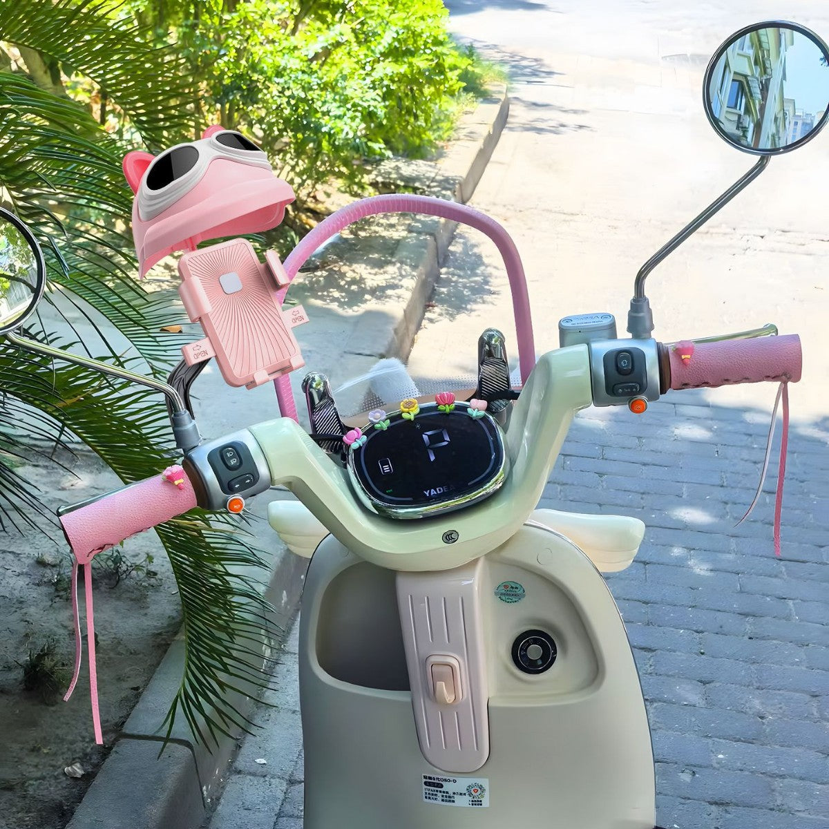 SUPPORT TELEPHONE COMPACT POUR CASQUE VELO/MOTO